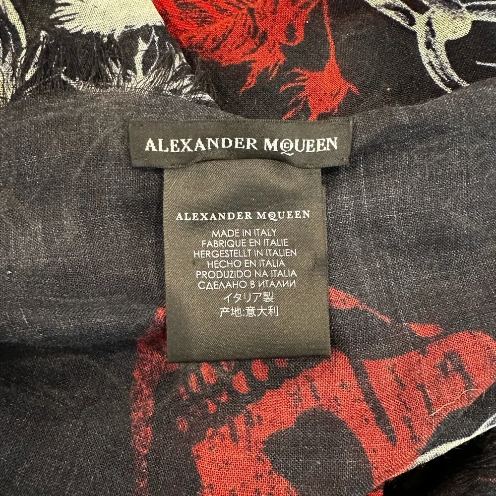 Alexander McQueen Black Scarf with Red and White Graphics - Picture 5 of 7